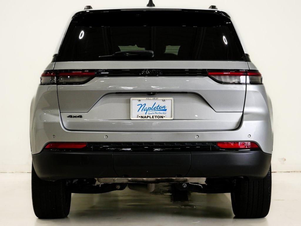 used 2023 Jeep Grand Cherokee car, priced at $29,800