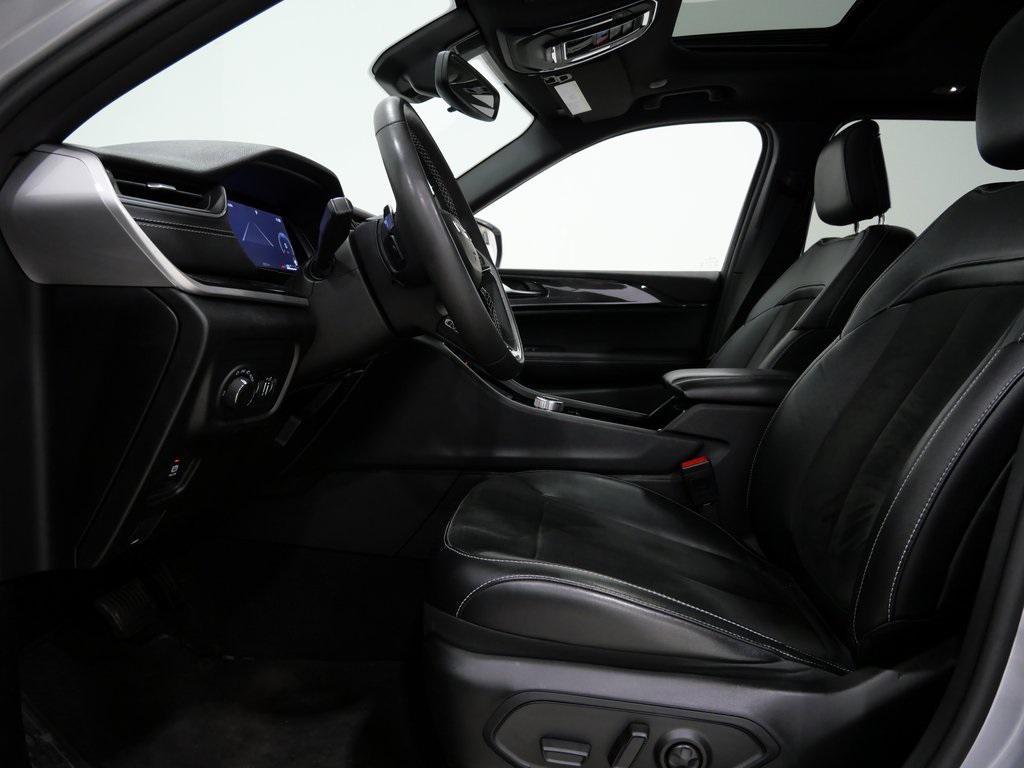 used 2023 Jeep Grand Cherokee car, priced at $29,800
