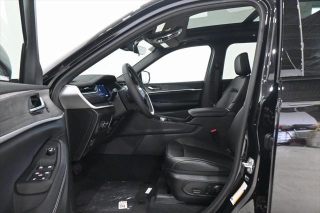 new 2025 Jeep Grand Cherokee L car, priced at $46,193