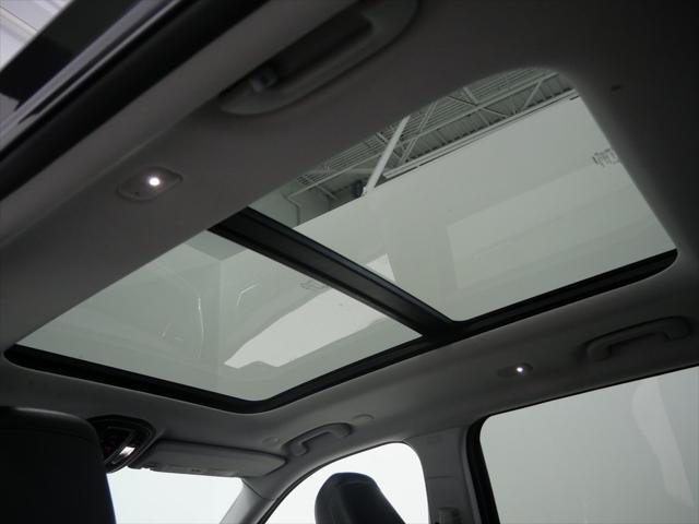 used 2022 Jeep Grand Cherokee L car, priced at $32,000