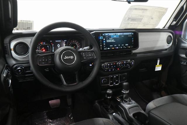 new 2025 Jeep Wrangler car, priced at $45,186