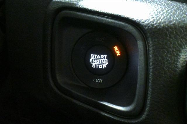 new 2025 Jeep Wrangler car, priced at $45,186