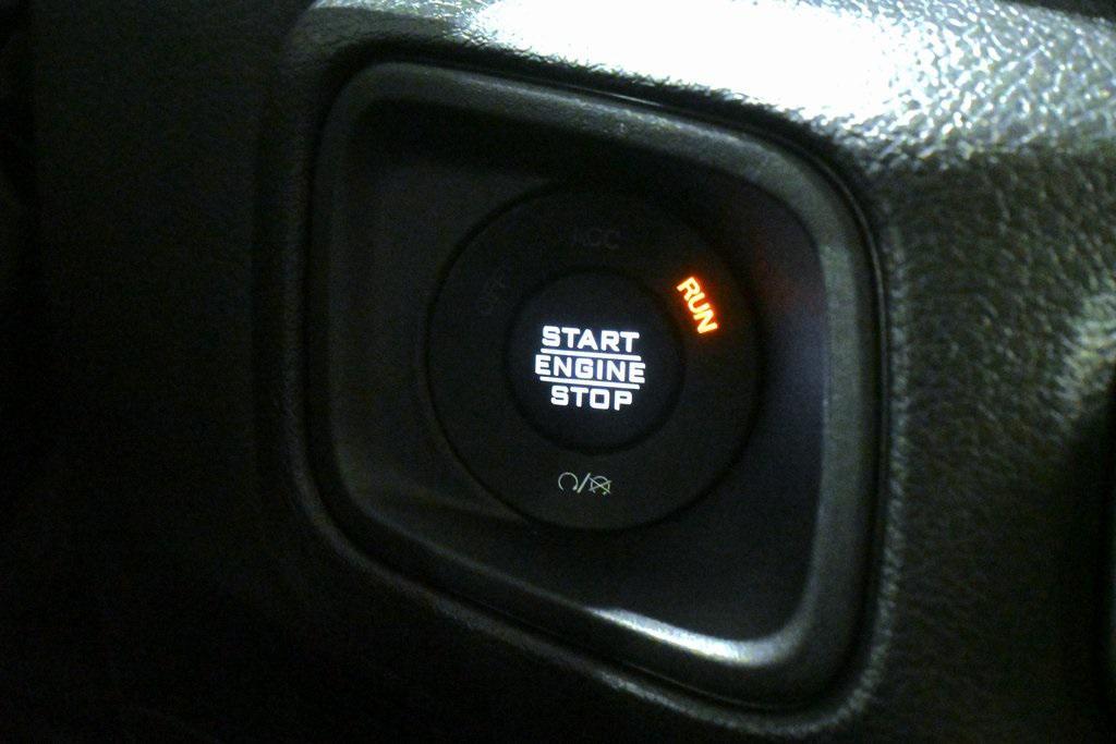 new 2025 Jeep Wrangler car, priced at $42,596