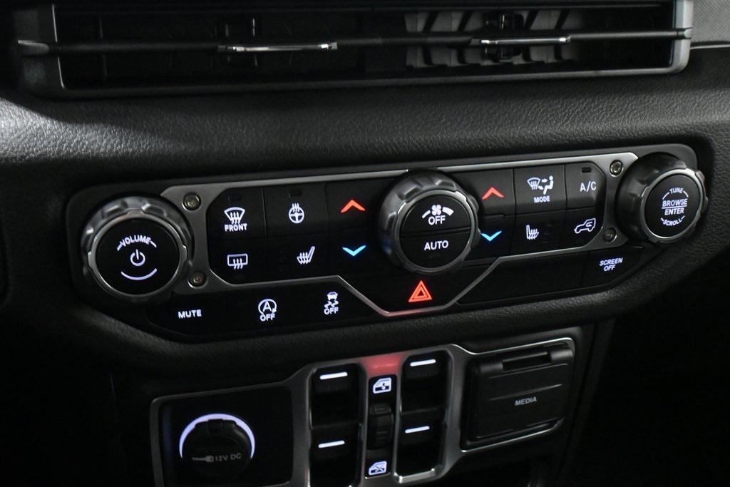 new 2025 Jeep Wrangler car, priced at $42,596