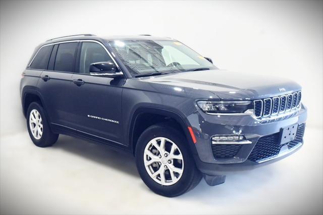 used 2022 Jeep Grand Cherokee car, priced at $29,800