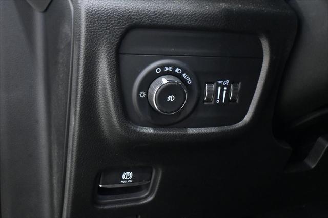 used 2022 Jeep Grand Cherokee car, priced at $29,800