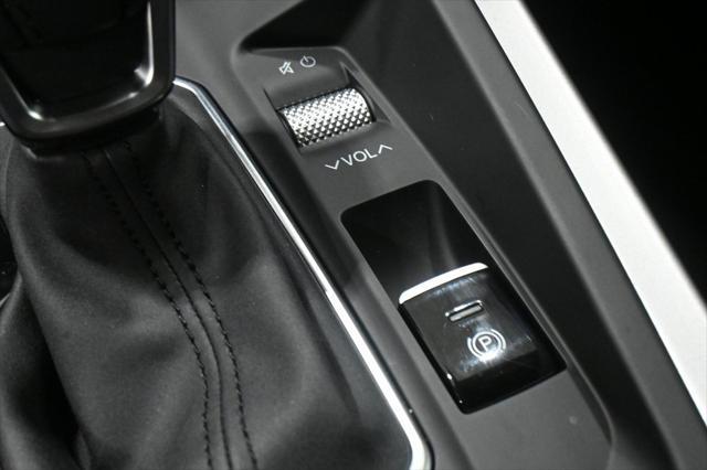 new 2025 Dodge Hornet car, priced at $30,958