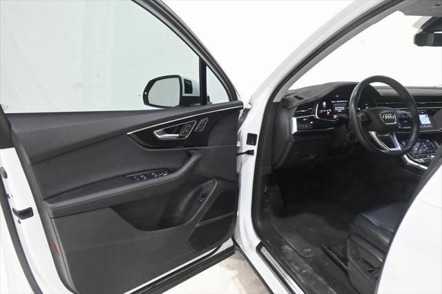 used 2023 Audi Q7 car, priced at $33,900