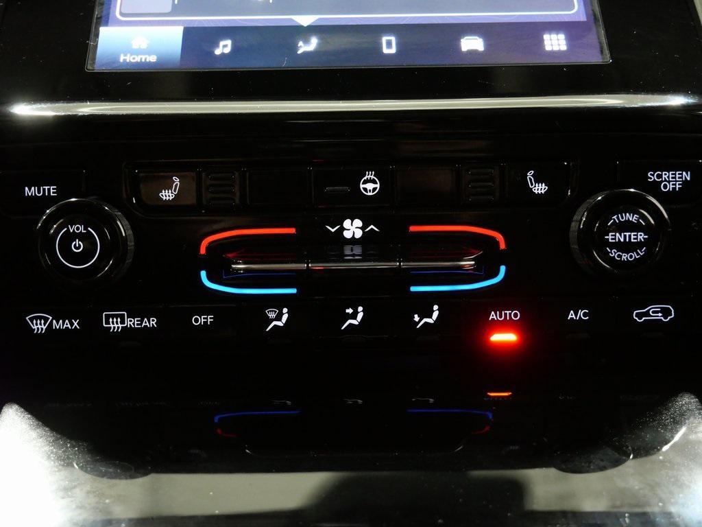 used 2022 Jeep Grand Cherokee L car, priced at $19,900