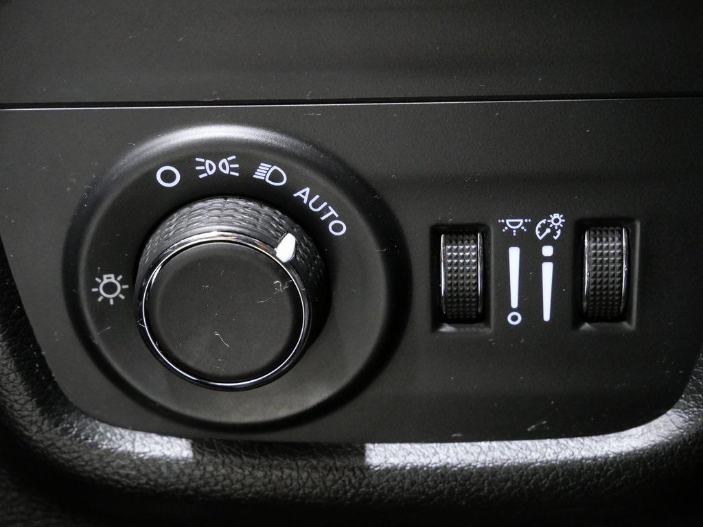 used 2022 Jeep Grand Cherokee L car, priced at $19,900