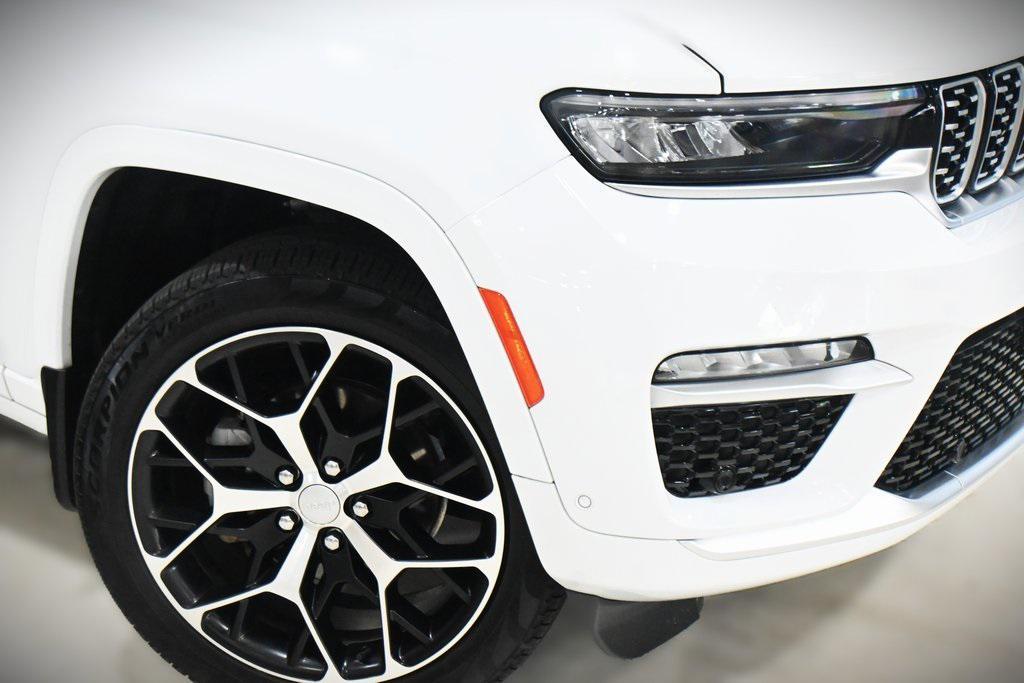 used 2022 Jeep Grand Cherokee car, priced at $37,000