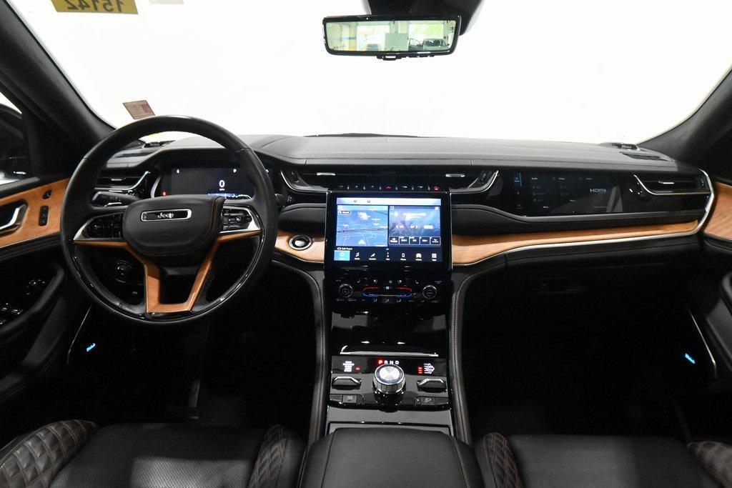 used 2022 Jeep Grand Cherokee car, priced at $37,000