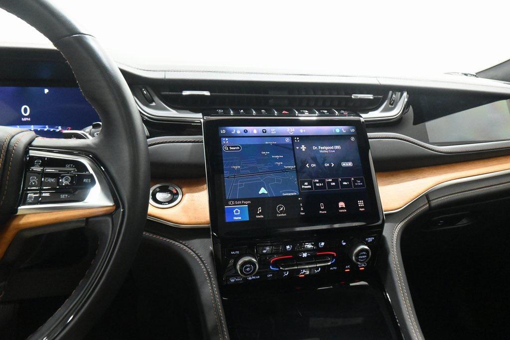 used 2022 Jeep Grand Cherokee car, priced at $37,000