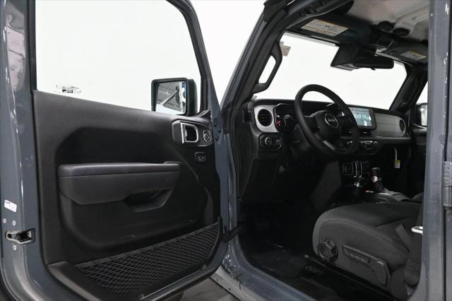 new 2025 Jeep Wrangler car, priced at $39,941