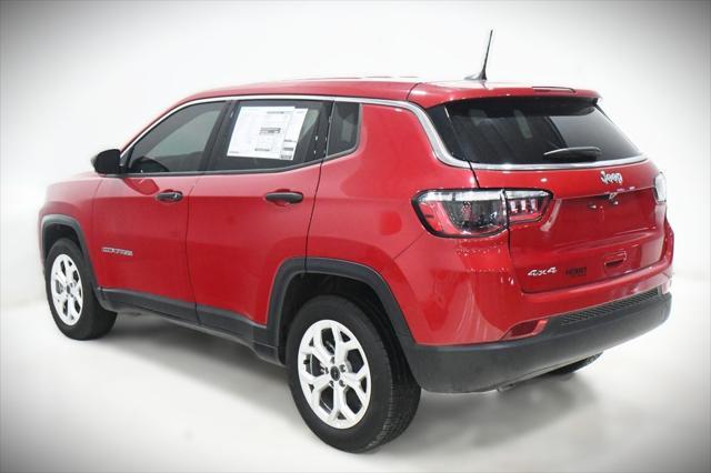 new 2025 Jeep Compass car, priced at $25,127