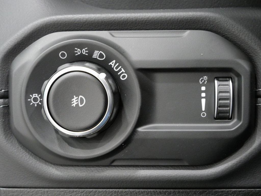 new 2025 Jeep Wrangler car, priced at $54,372