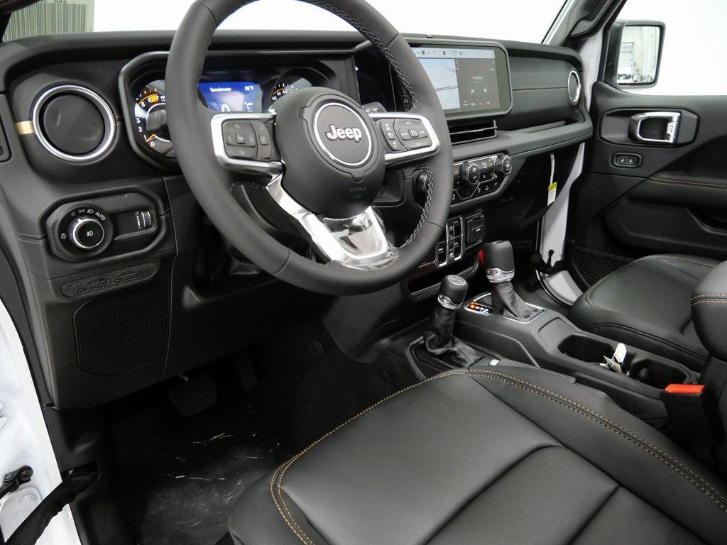 new 2025 Jeep Wrangler car, priced at $54,372
