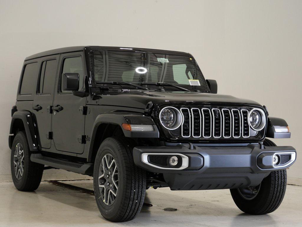 new 2025 Jeep Wrangler car, priced at $55,372