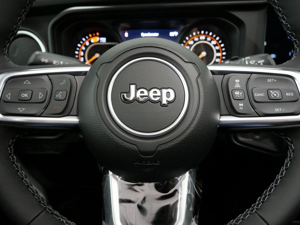 new 2025 Jeep Wrangler car, priced at $54,372