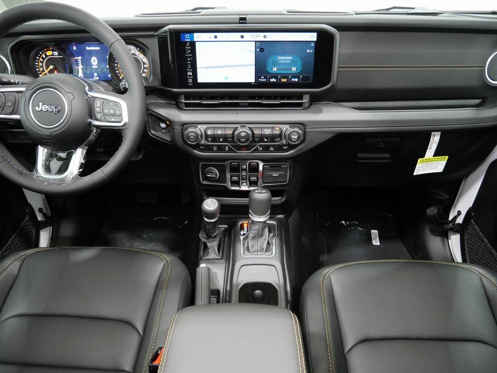 new 2025 Jeep Wrangler car, priced at $54,372