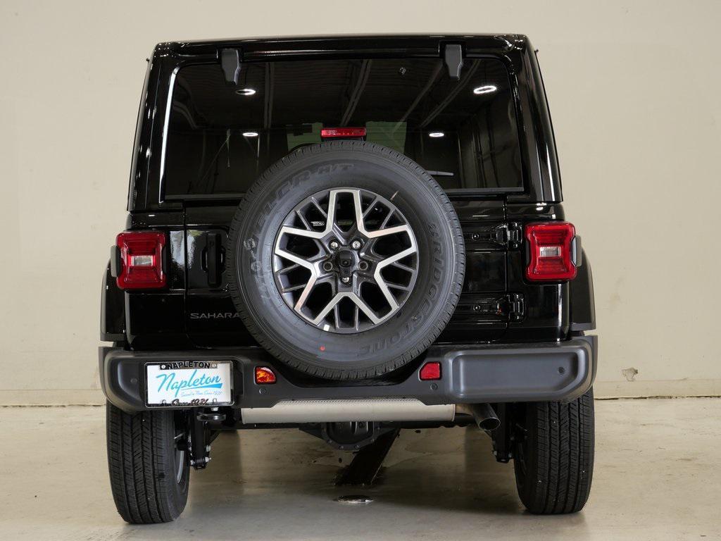 new 2025 Jeep Wrangler car, priced at $54,372
