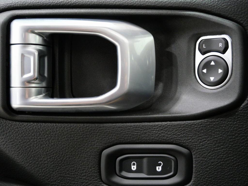 used 2022 Jeep Wrangler Unlimited car, priced at $39,500