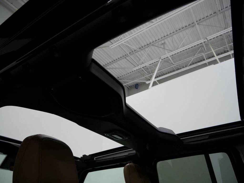 used 2022 Jeep Wrangler Unlimited car, priced at $39,500