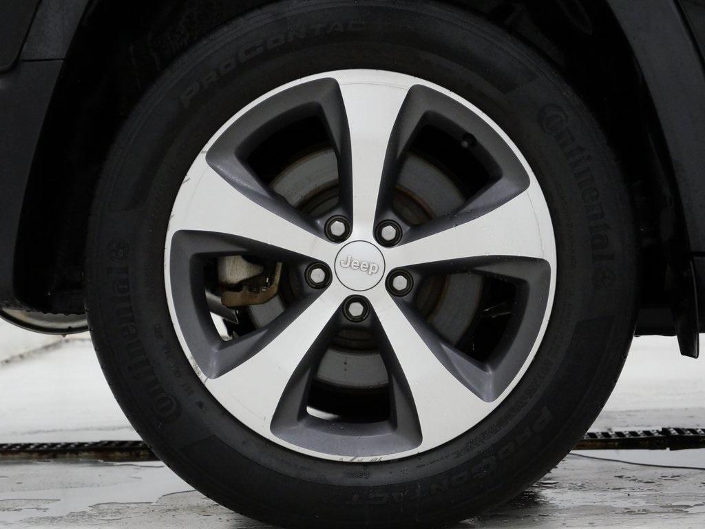 used 2021 Jeep Cherokee car, priced at $19,800