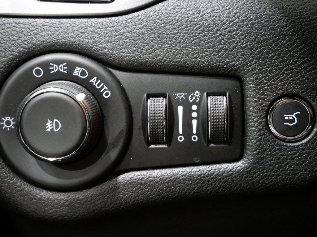 used 2021 Jeep Cherokee car, priced at $19,800