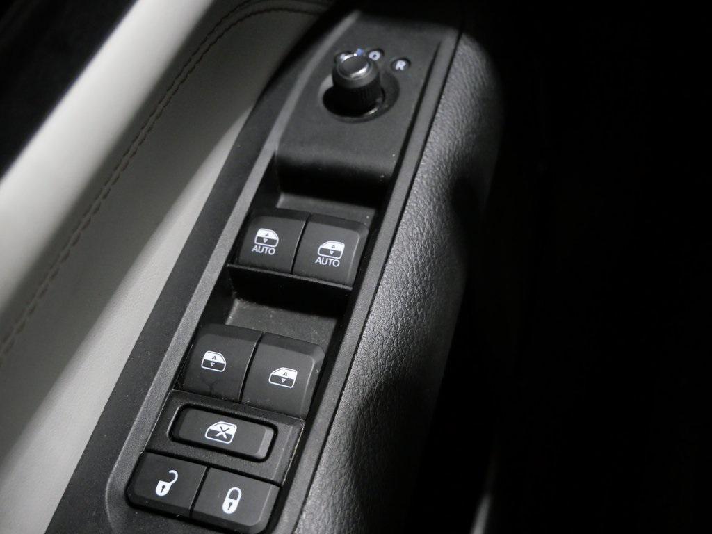 used 2022 Jeep Compass car, priced at $20,500
