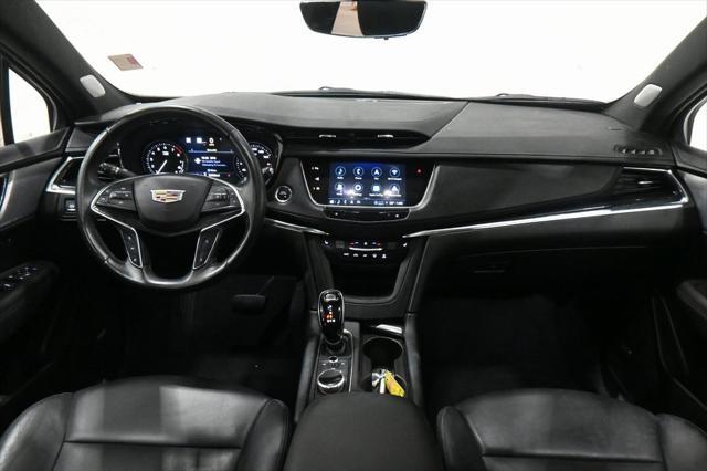 used 2023 Cadillac XT5 car, priced at $26,300