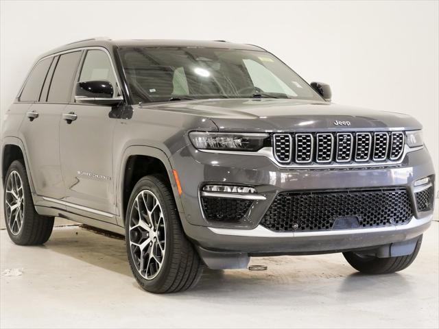 used 2022 Jeep Grand Cherokee car, priced at $39,000