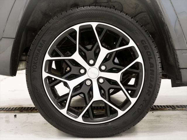 used 2022 Jeep Grand Cherokee car, priced at $39,000