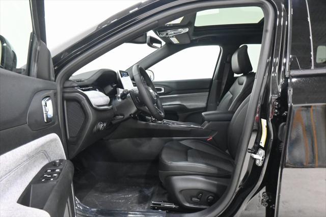 new 2025 Jeep Compass car, priced at $31,231