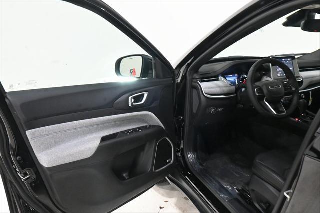 new 2025 Jeep Compass car, priced at $31,231