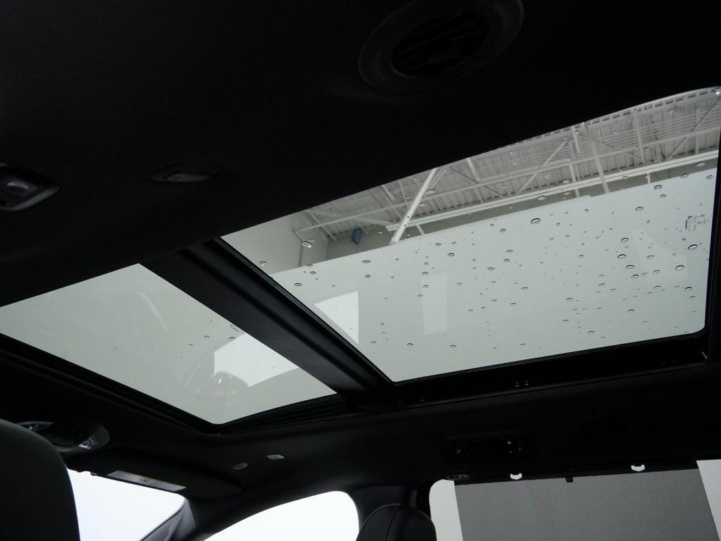 new 2026 Chrysler Pacifica car, priced at $40,156