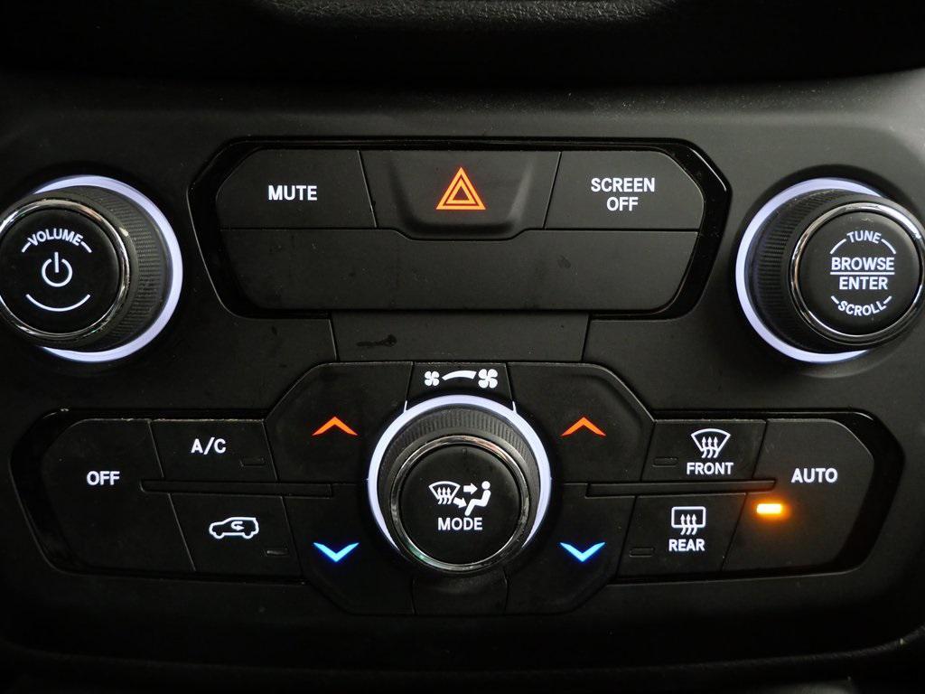 used 2020 Jeep Renegade car, priced at $13,900