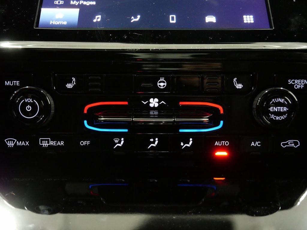 new 2025 Jeep Grand Cherokee L car, priced at $42,120