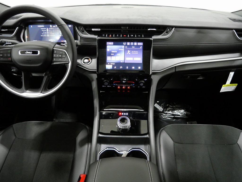 new 2025 Jeep Grand Cherokee L car, priced at $42,120