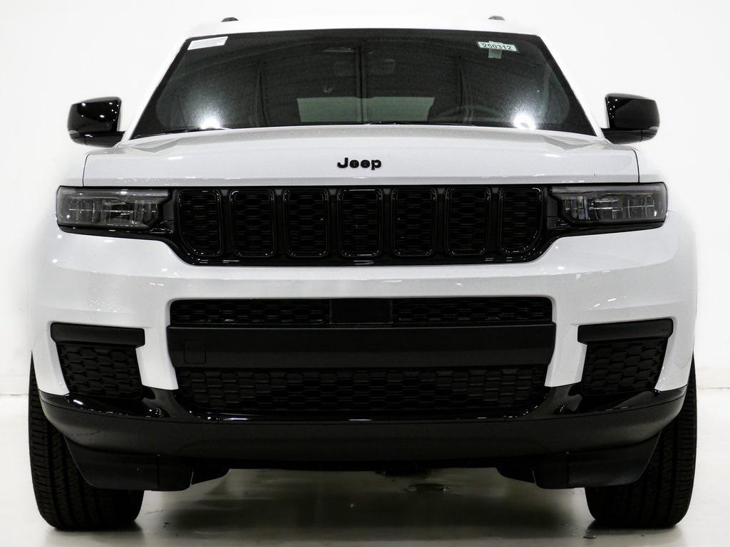 new 2025 Jeep Grand Cherokee L car, priced at $42,120