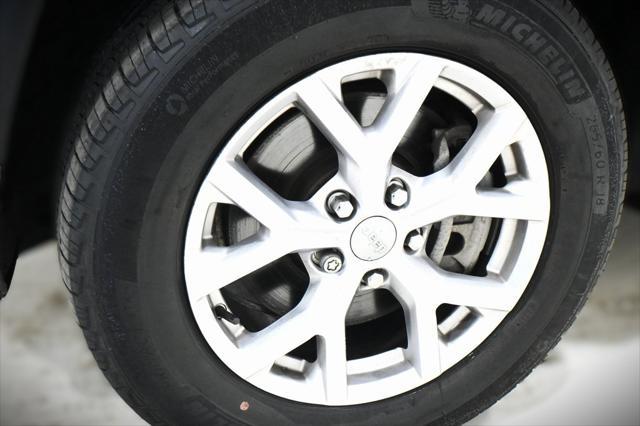 used 2021 Jeep Grand Cherokee L car, priced at $30,000