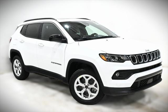 new 2025 Jeep Compass car, priced at $29,080