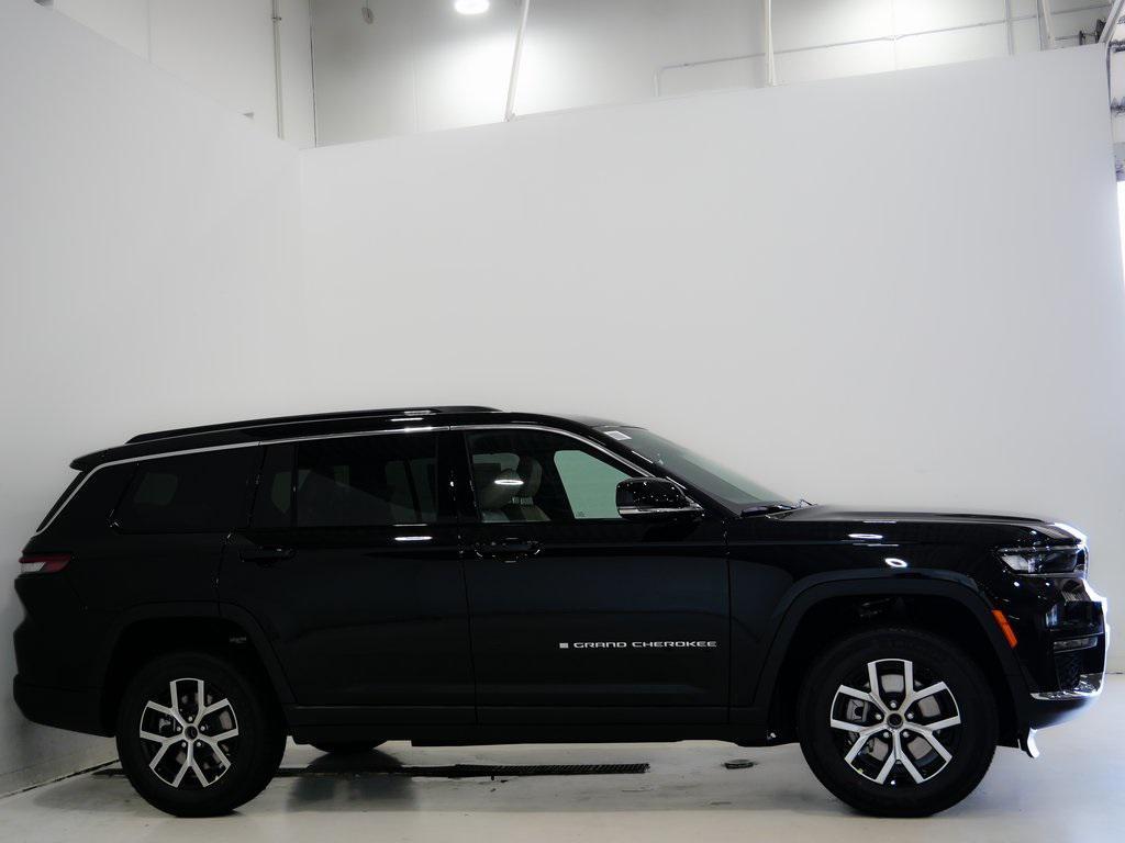 new 2025 Jeep Grand Cherokee L car, priced at $48,994