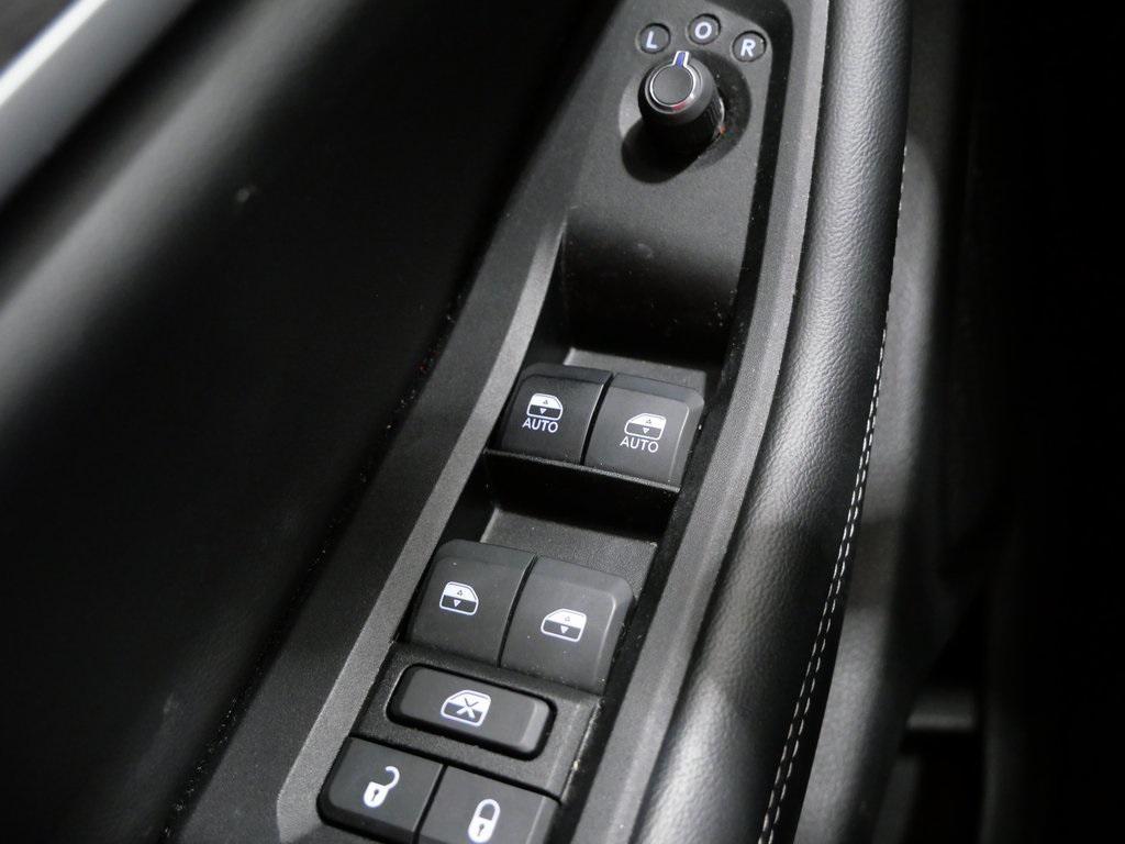 used 2024 Jeep Grand Cherokee L car, priced at $31,500