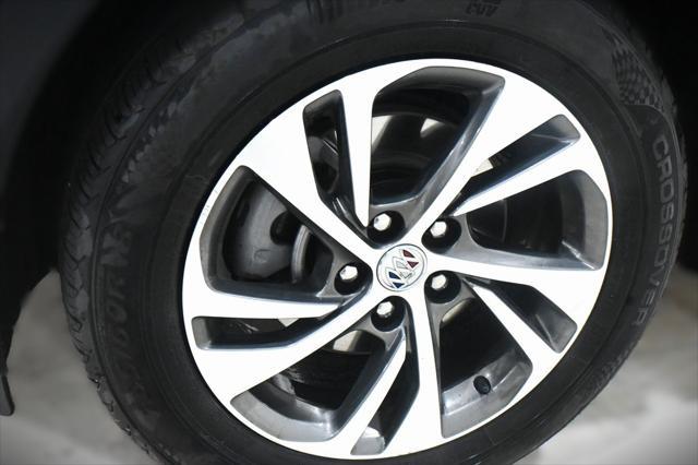 used 2023 Buick Envision car, priced at $24,000