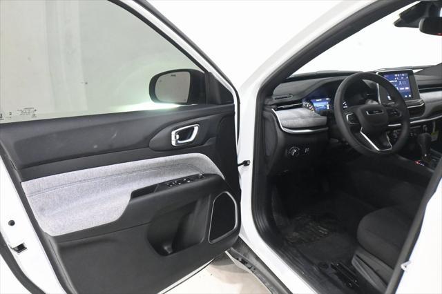 new 2025 Jeep Compass car, priced at $24,579