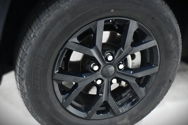 used 2024 Jeep Grand Cherokee car, priced at $34,000