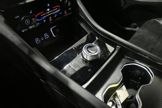 used 2024 Jeep Grand Cherokee car, priced at $34,000