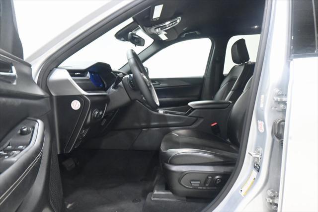 used 2024 Jeep Grand Cherokee car, priced at $34,000