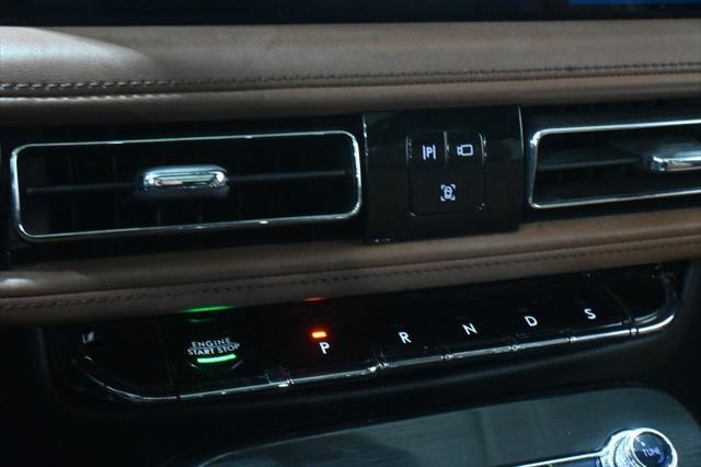 used 2021 Lincoln Nautilus car, priced at $24,000